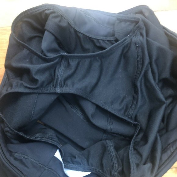 Athleta Run With it 3" Shorts Black Sz Small Sp 20 - Picture 5 of 5